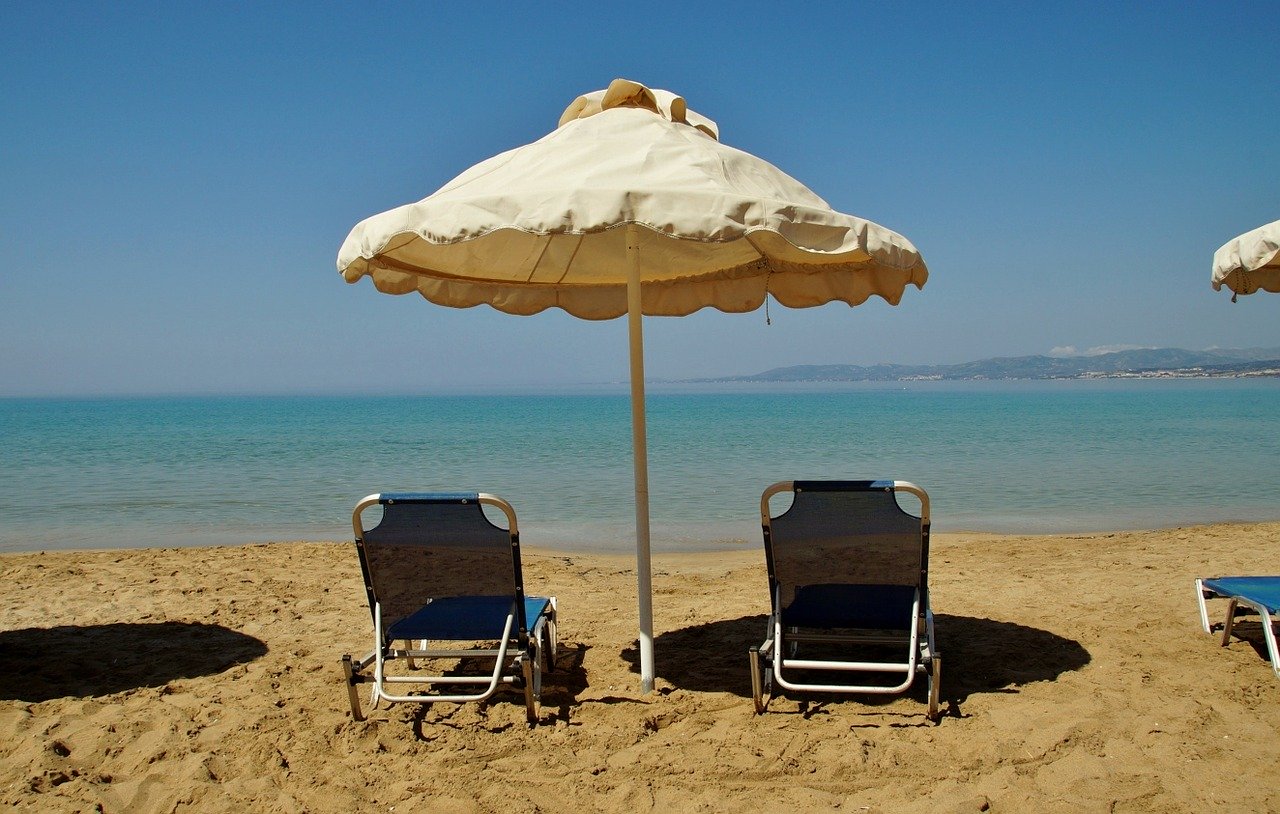 Il lettino spiaggia pieghevole: il modello giusto per la tua estate